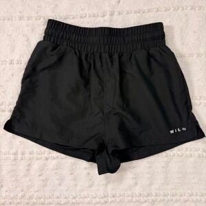 Wilo The Label Womens Black 2-in-1 Athletic Running Shorts Size Medium Logo
